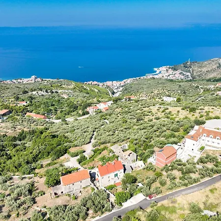 Stone House Kurtic Stara * Podgora