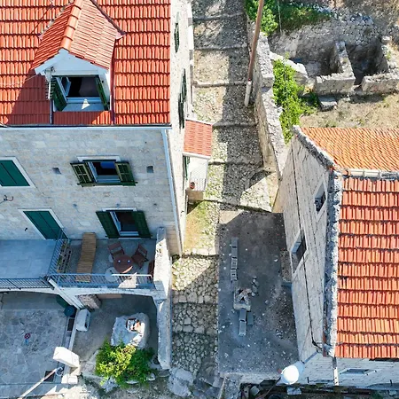 Ferienhaus Stone House Kurtic Stara