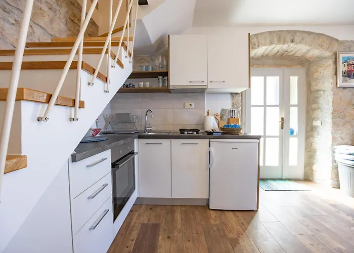 Ferienhaus Stone House Kurtic Stara *