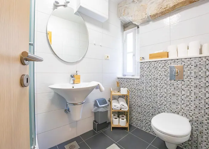 Stone House Kurtic Stara Ferienhaus Podgora (Split-Dalmatia)