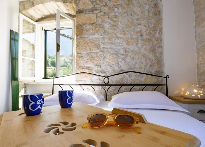 Ferienhaus Stone House Kurtic Stara Podgora (Split-Dalmatia)